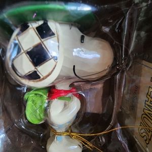 Jim Shore Enesco Co. 2018 Peanuts Worldwide LLC "Snoopy Boy Scout " 6001296